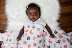 Lulujo - Butterfly Cotton Swaddle -Sabanilla Mariposas - Mi Bebe Market